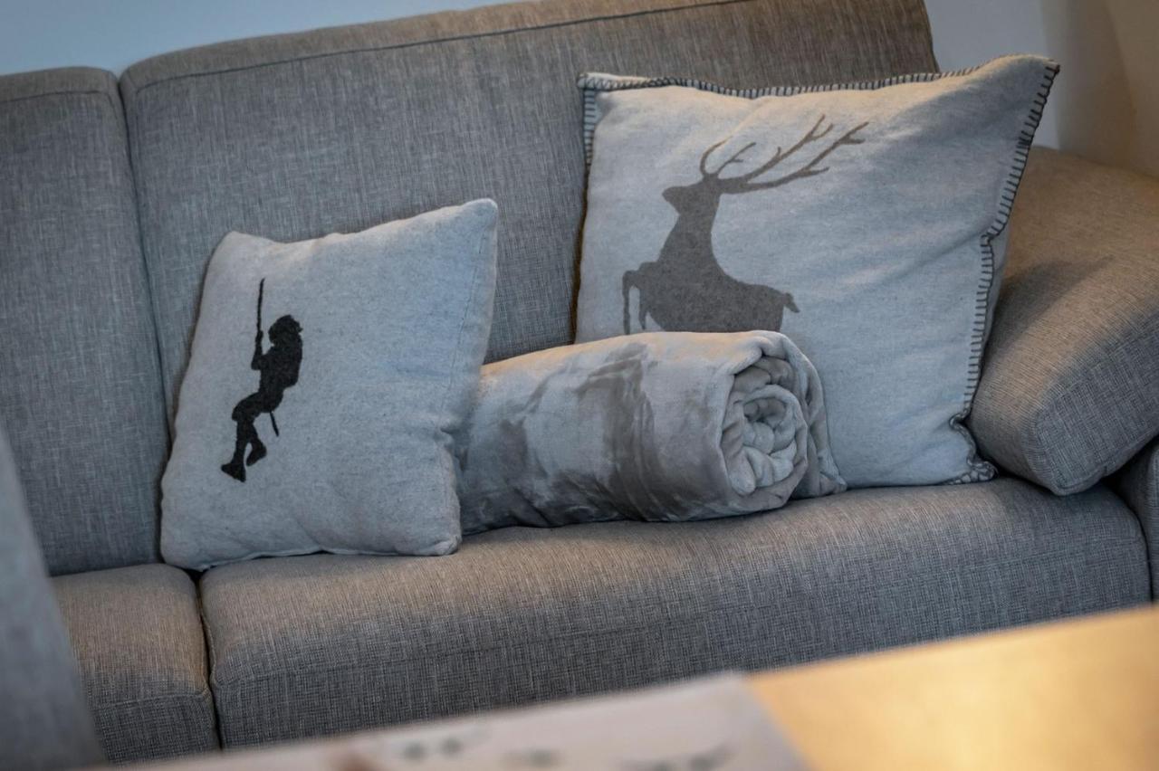Mesnerhof Apartment Валес Екстериор снимка