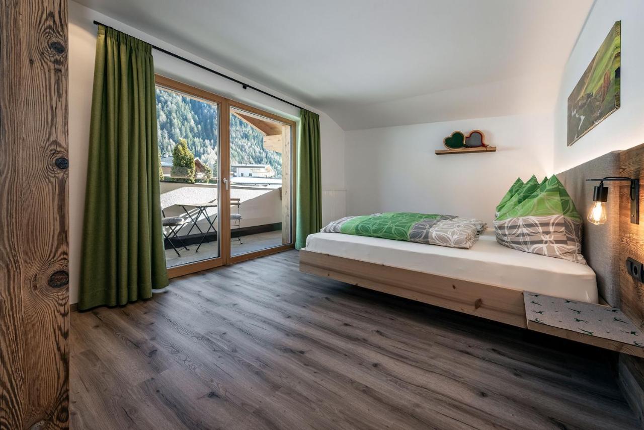 Mesnerhof Apartment Валес Екстериор снимка