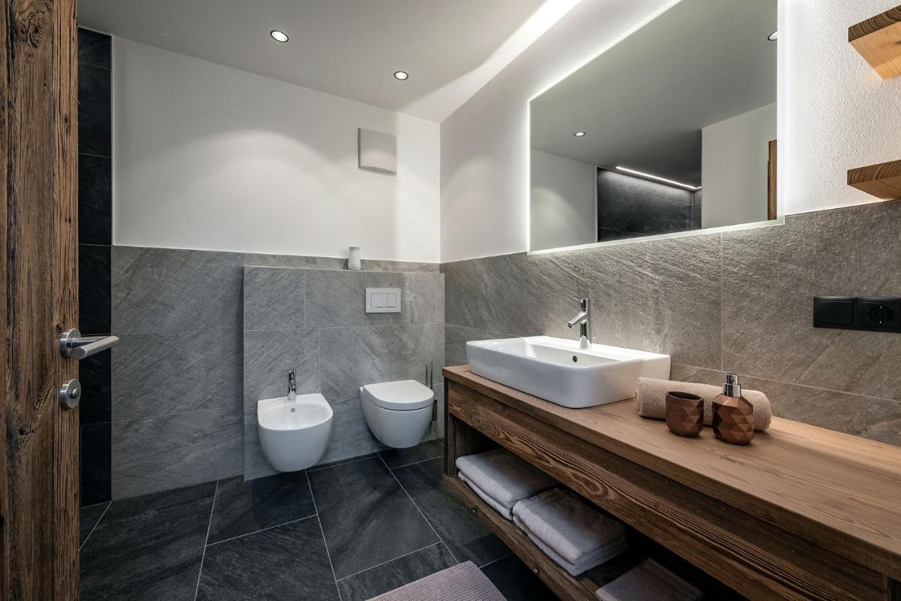 Mesnerhof Apartment Валес Екстериор снимка