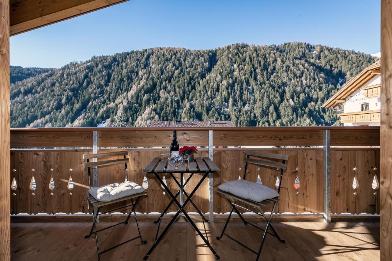 Mesnerhof Apartment Валес Екстериор снимка