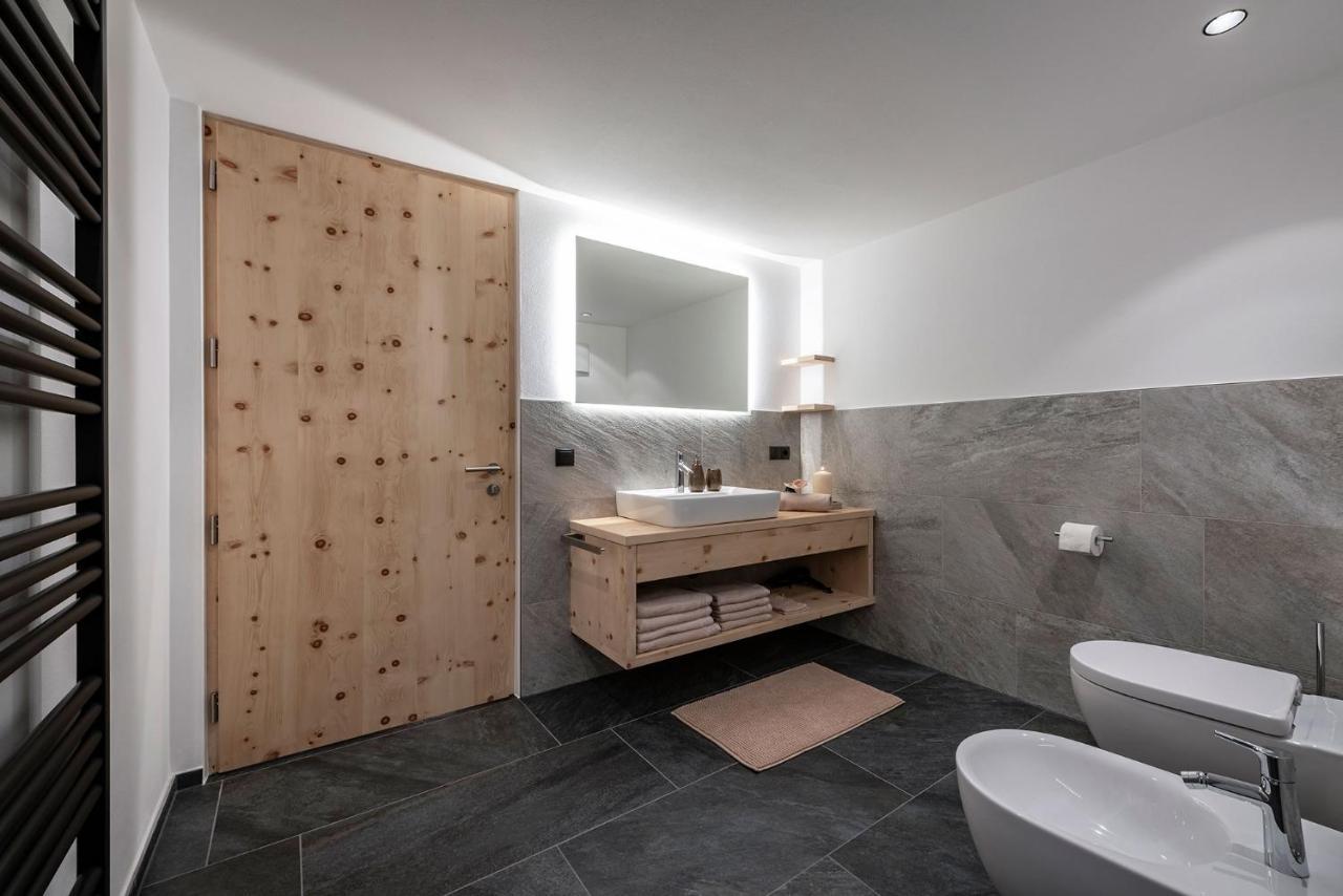 Mesnerhof Apartment Валес Екстериор снимка